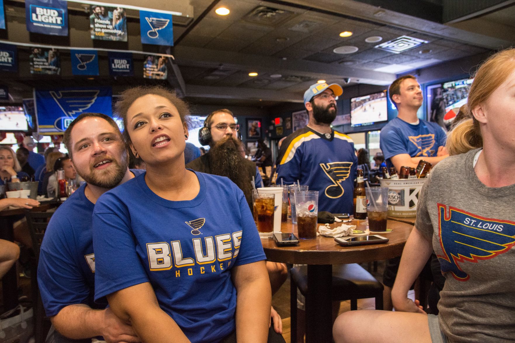 Blues Fans at Syberg's on Dorsett during Stanley Cup Final Game